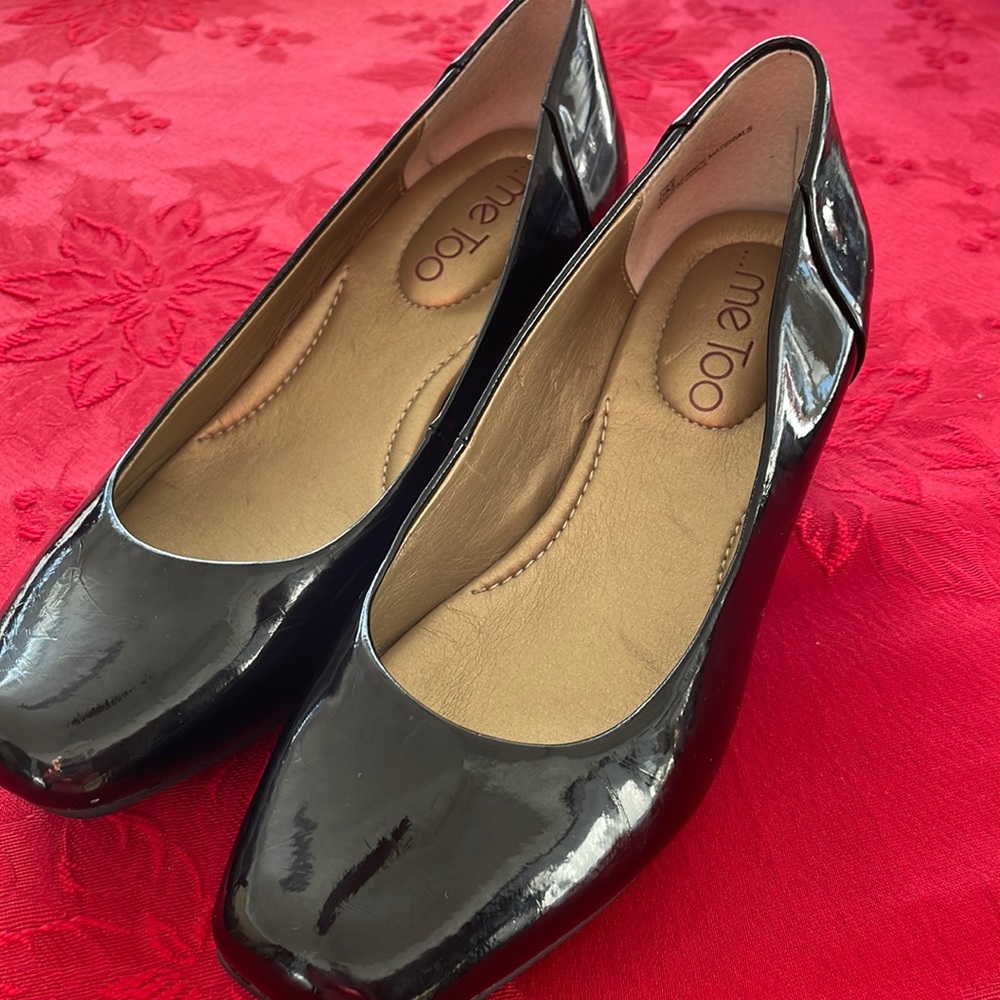 MeToo - Women’s Black Patent Leather Pumps Size 6